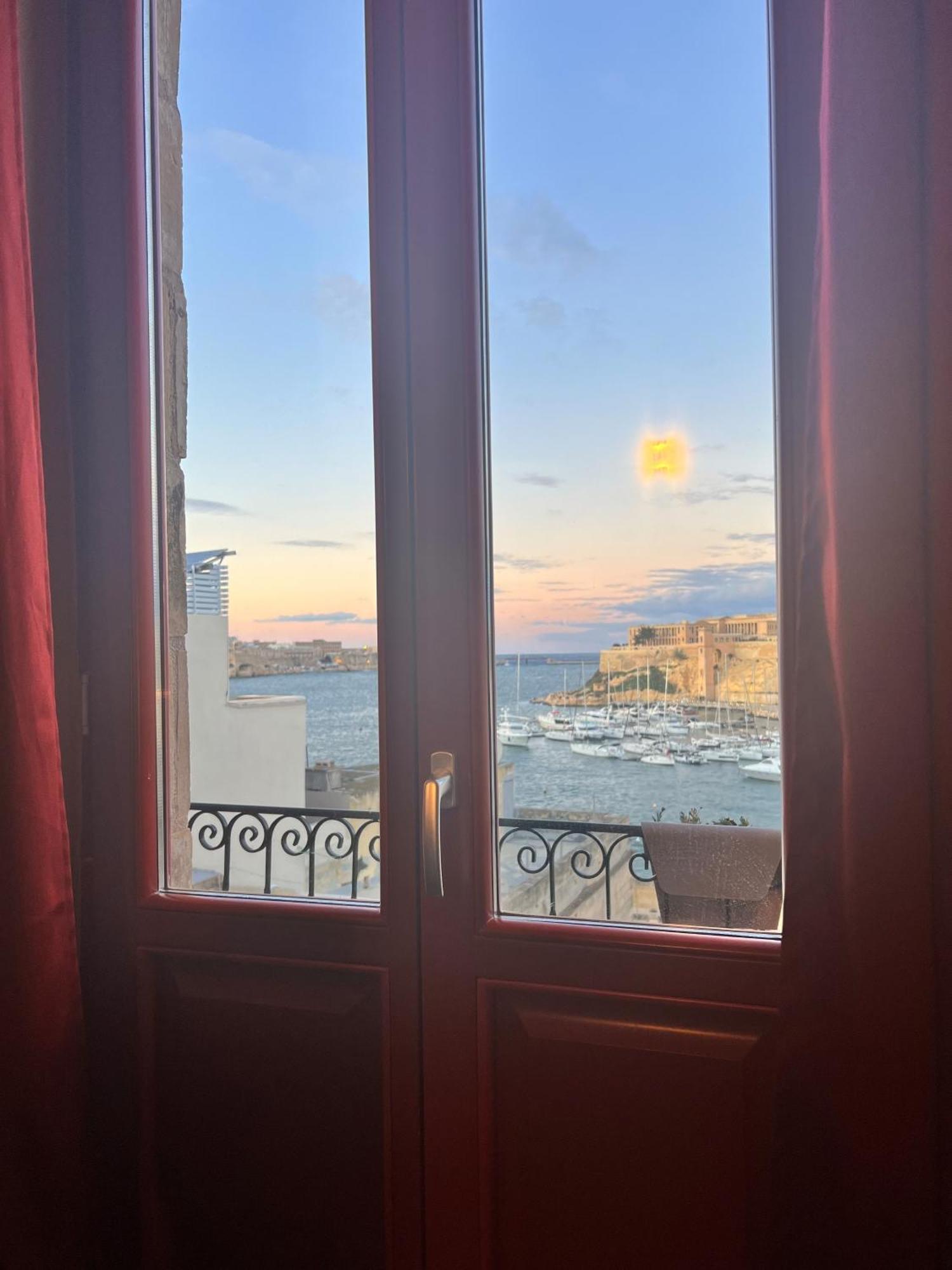 Twenty Antika Apartment Birgu Luaran gambar