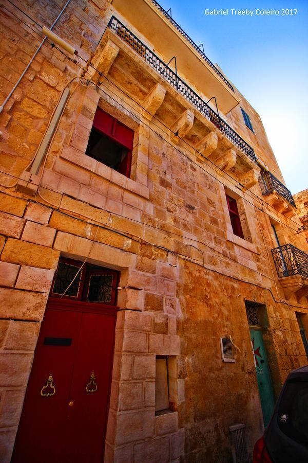 Twenty Antika Apartment Birgu Luaran gambar